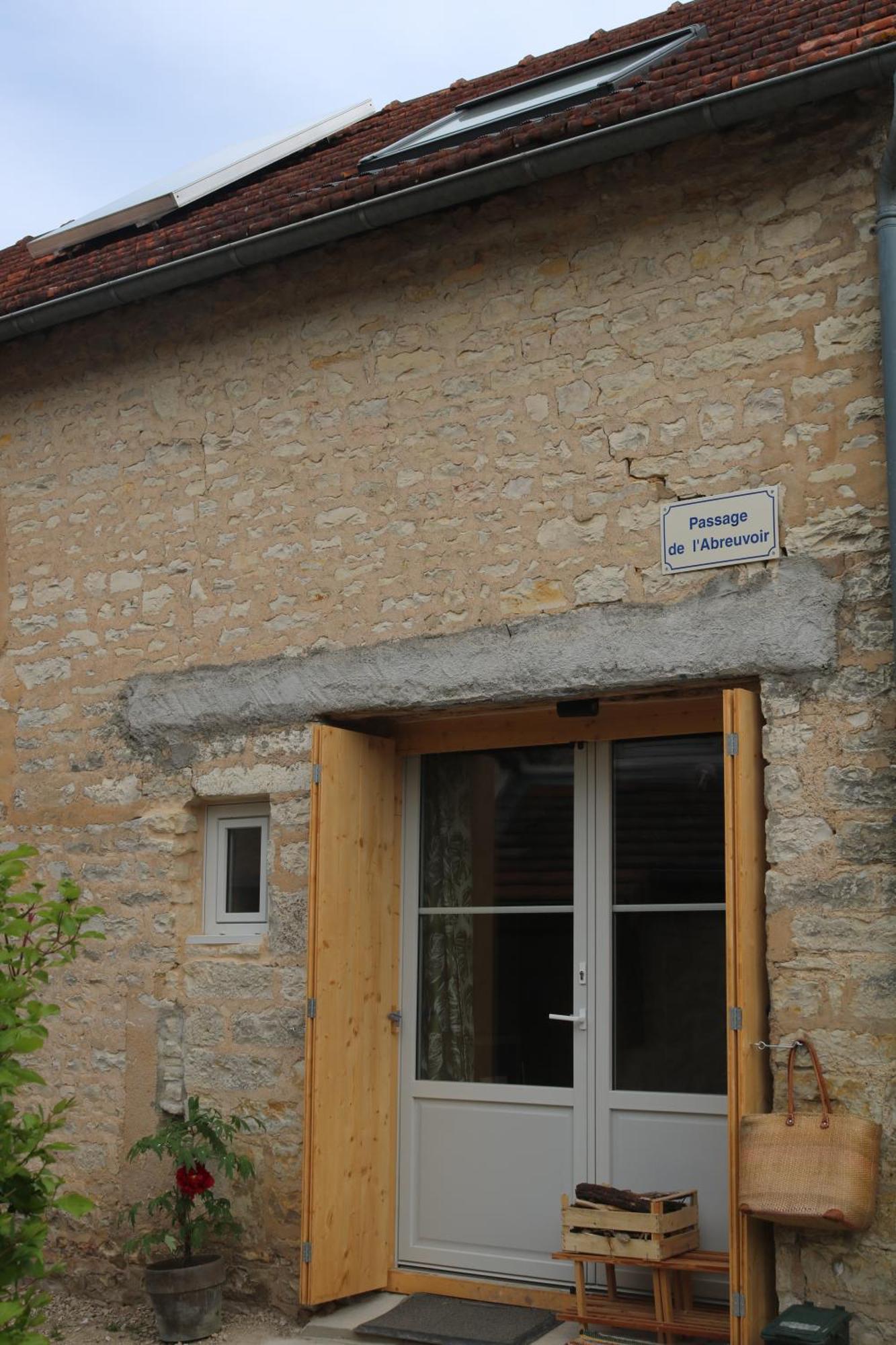 Repos 2 Etoiles Au Calme Pour Deux Villa Lucy-sur-Cure Exterior photo